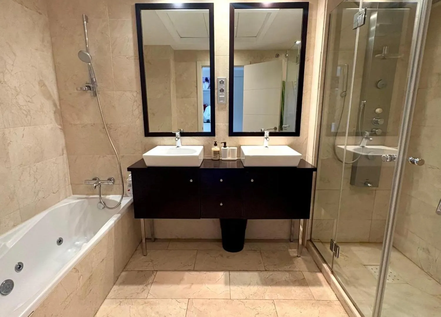 Premium Luxury Casares Del Mar Apartment